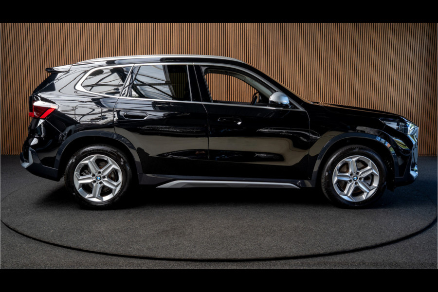 BMW X1 xDrive23i xLine 18inch Sportstoelen Leder Driving Assistant Plus Trekhaak