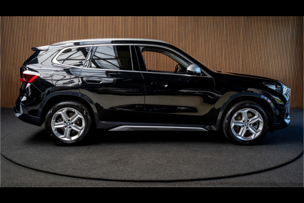 BMW X1 xDrive23i xLine 18inch Sportstoelen Leder Driving Assistant Plus Trekhaak
