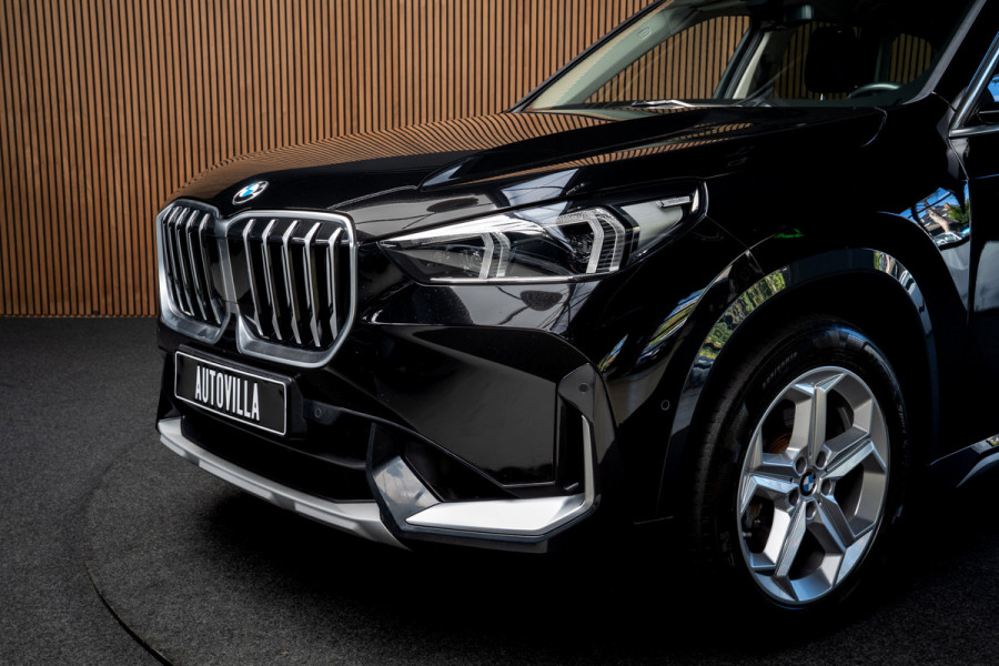 BMW X1 xDrive23i xLine 18inch Sportstoelen Leder Driving Assistant Plus Trekhaak