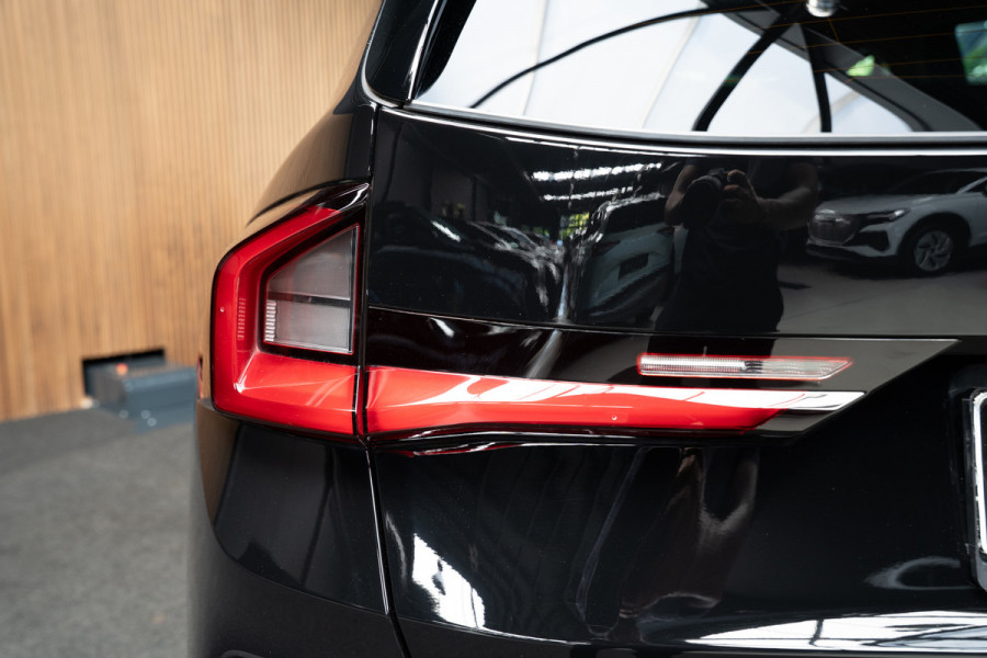 BMW X1 xDrive23i xLine 18inch Sportstoelen Leder Driving Assistant Plus Trekhaak