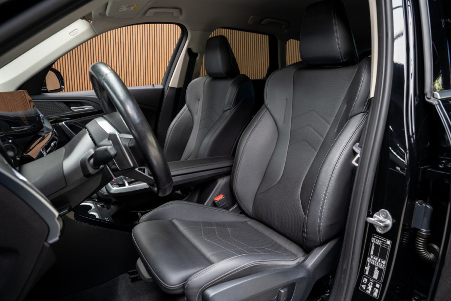 BMW X1 xDrive23i xLine 18inch Sportstoelen Leder Driving Assistant Plus Trekhaak