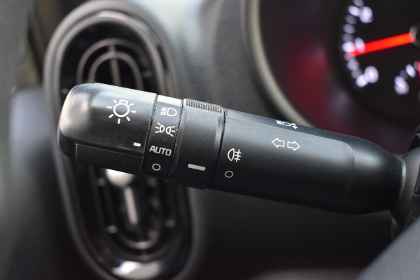 Kia Picanto 1.0 CVVT ComfortPlusLine Navigator Parkeercamera Navigatie