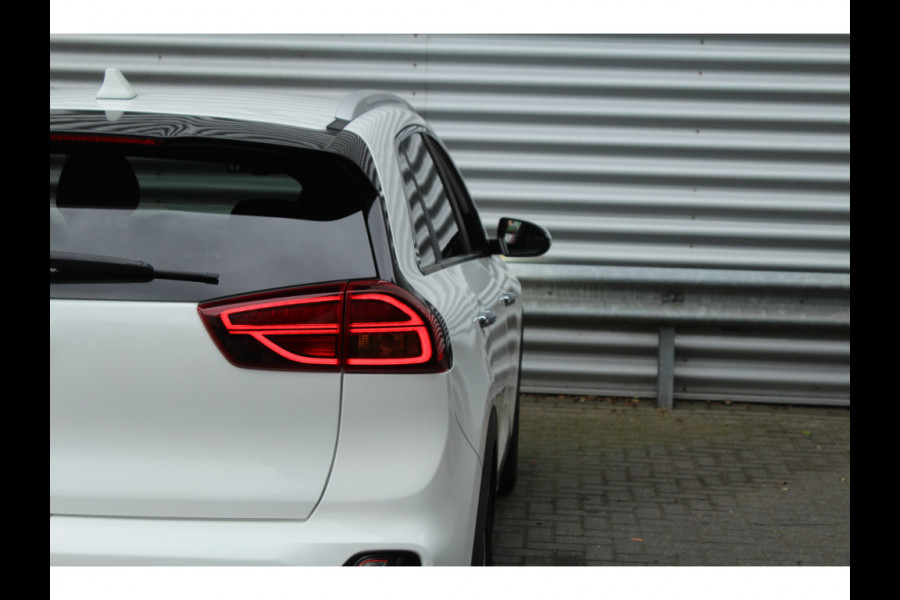 Kia Niro 1.6 GDi Hybrid 141pk DynamicPlusLine Leder Trekhaak NL-Auto NAP