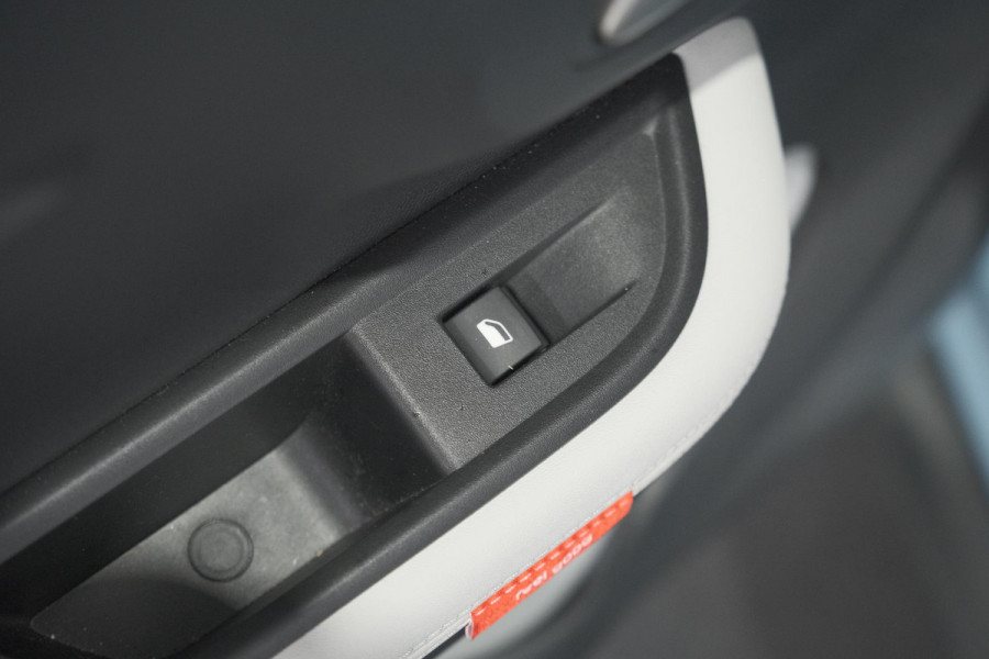 Citroën C3 Hybrid 110 ë-DCS6 MAX | Allseason | Pack Winter | Camera | Navigatie