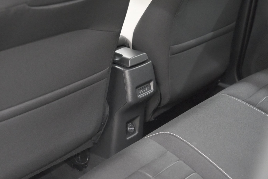 Citroën C3 1.2 Hybrid 110pk Max | Pack Winter | Camera | Navigatie | Parkeersensoren