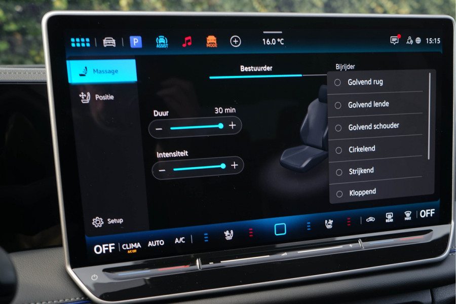Volkswagen Tiguan 1.5 eHybrid R-Line / 5 jaar Fabrieksgarantie/ Stoelen met Massage & Koeling/ Panoramadak/ 200kW (272PK)