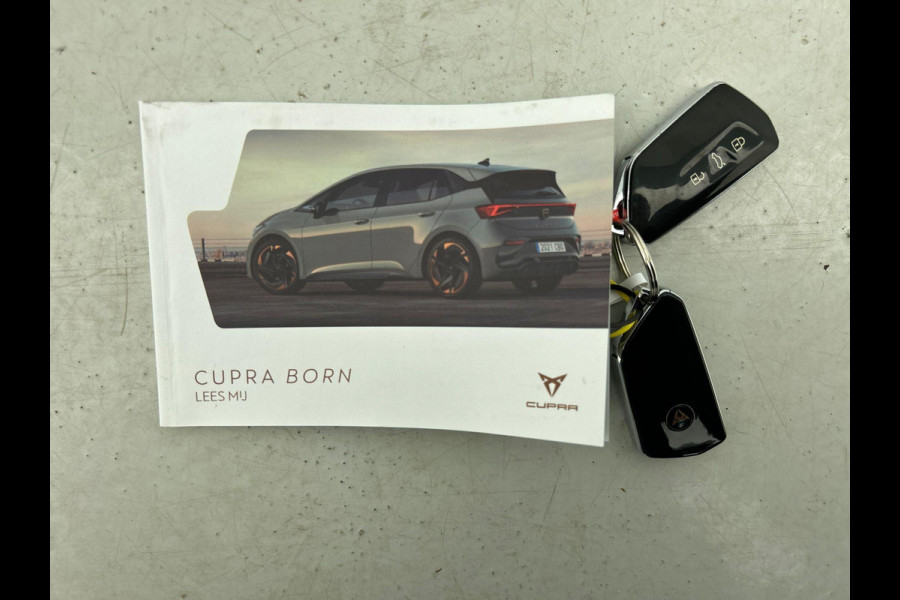 CUPRA Born Business 62 kWh Automaat Navigatie Apple Carplay/ Android Auto Camera Parkeersensoren Adaptive Cruise Control Stoel- en stuurverwarming Full Led Climate Control Lichtmetalen velgen