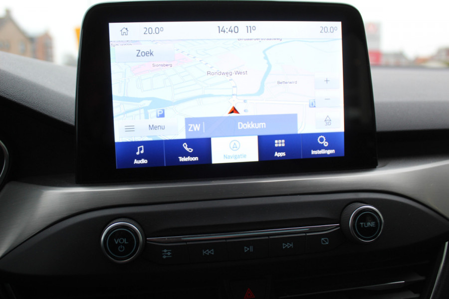 Ford FOCUS Wagon 1.0-125pk EcoBoost Mild-hybrid Titanium. Mooie, ruime, luxe en comfortabele Ford Focus wagon. Volautm. airco dual, camera, easy entry/easy go, stoel-, stuur- en voorraamverw., cruise control, Isofix, side- en lane assist, parkeersensoren v+a, LM wielen etc.