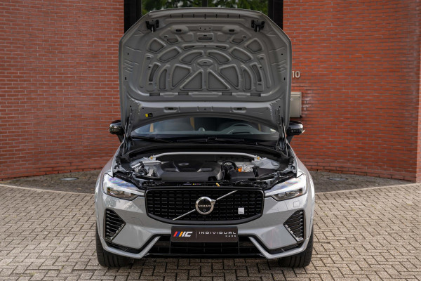 Volvo XC60 2.0 T8 AWD Polestar Engineered HEICO B&W Pano