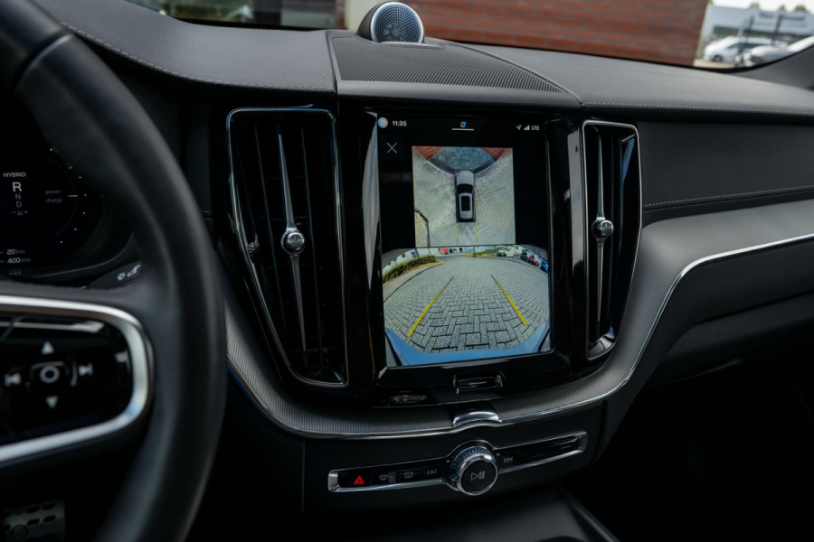 Volvo XC60 2.0 T8 AWD Polestar Engineered HEICO B&W Pano