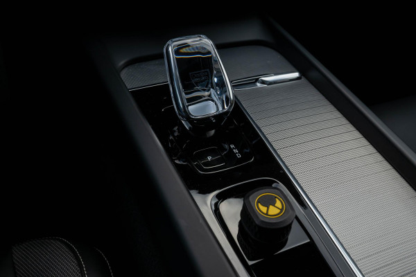 Volvo XC60 2.0 T8 AWD Polestar Engineered HEICO B&W Pano