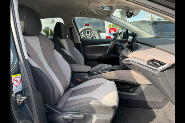 Škoda ENYAQ iV 60 First Edition / SoH 93,1% / Camera / CarPlay / Keyless / Matrix LED / 20'' / Dodehoek / Stoelverwarming / DAB / ACC