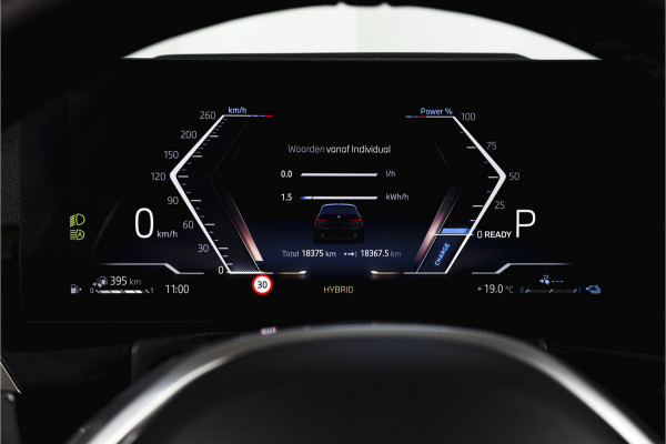 BMW 3 Serie Touring 330e xDrive M Sport Edition | Dig. Cockpit | Adapt. Cruise | Stoelverw. | PDC | 360 Camera | NAV + App. Connect | ECC | Elek. Klep | LM 18" | 3198