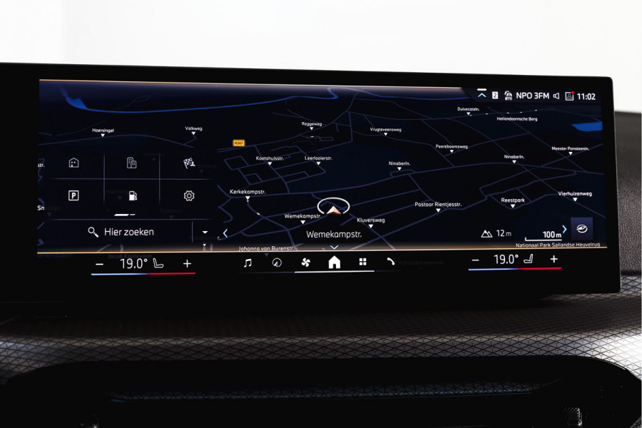 BMW 3 Serie Touring 330e xDrive M Sport Edition | Dig. Cockpit | Adapt. Cruise | Stoelverw. | PDC | 360 Camera | NAV + App. Connect | ECC | Elek. Klep | LM 18" | 3198
