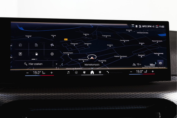 BMW 3 Serie Touring 330e xDrive M Sport Edition | Dig. Cockpit | Adapt. Cruise | Stoelverw. | PDC | 360 Camera | NAV + App. Connect | ECC | Elek. Klep | LM 18" | 3198