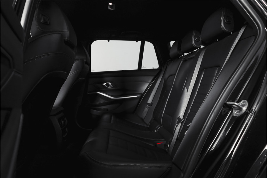 BMW 3 Serie Touring 330e xDrive M Sport Edition | Dig. Cockpit | Adapt. Cruise | Stoelverw. | PDC | 360 Camera | NAV + App. Connect | ECC | Elek. Klep | LM 18" | 3198