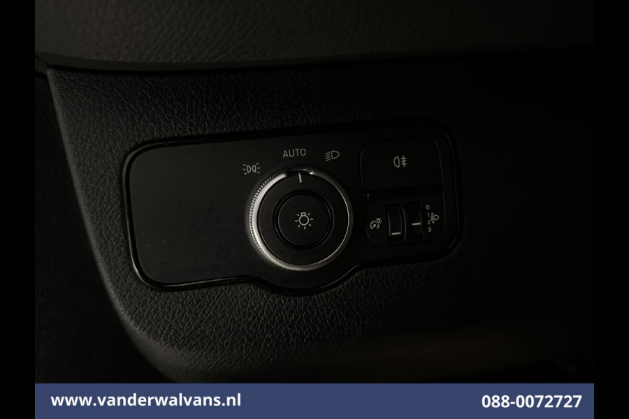 Mercedes-Benz Sprinter 314 CDI 143pk L3H2 Euro6 Airco | Camera | Apple Carplay | Android Auto Parkeersensoren, Bijrijdersbank