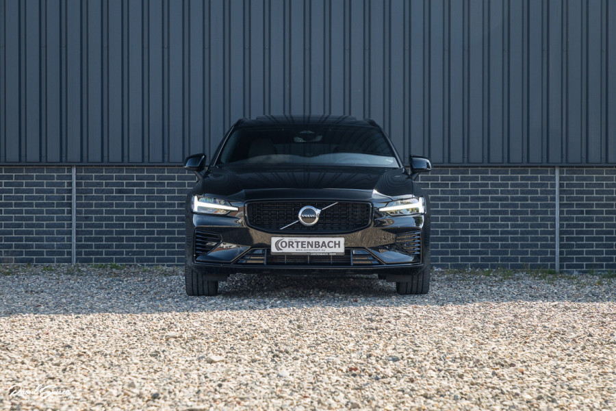 Volvo V60 2.0 T8 Plug-in hybrid AWD Ultimate Dark Long Range | Panoramadak | Harman Kardon | Adaptieve cruise | Blis | Memory |