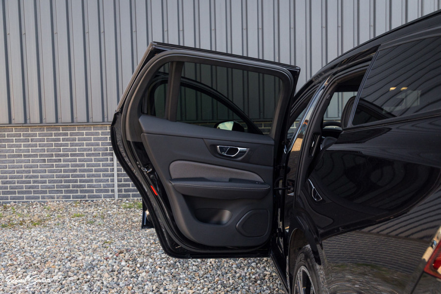 Volvo V60 2.0 T8 Plug-in hybrid AWD Ultimate Dark Long Range | Panoramadak | Harman Kardon | Adaptieve cruise | Blis | Memory |