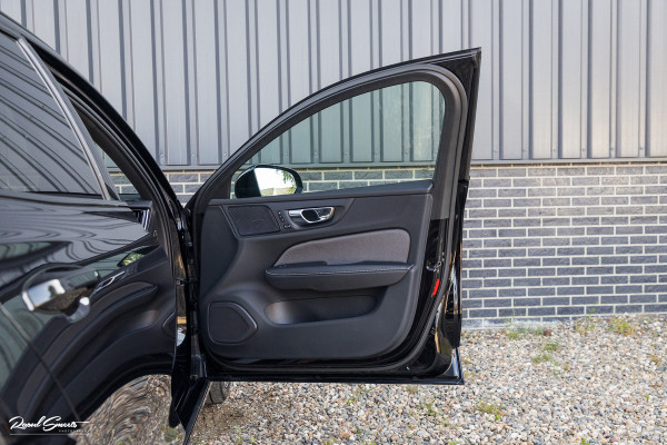 Volvo V60 2.0 T8 Plug-in hybrid AWD Ultimate Dark Long Range | Panoramadak | Harman Kardon | Adaptieve cruise | Blis | Memory |