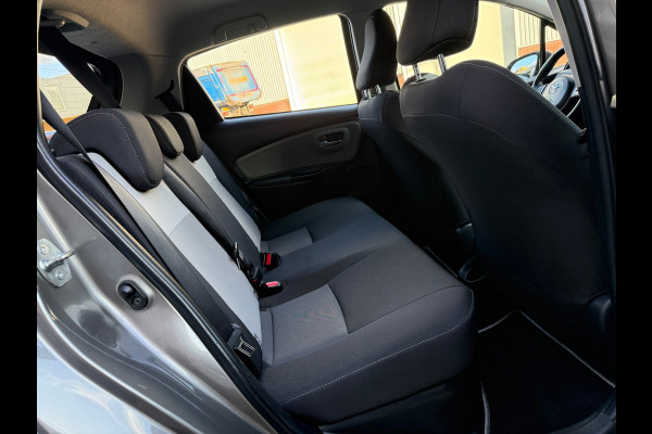 Toyota Yaris 1.5 HYBRID ASPIRATION AUTOMAAT CLIMA CAM NAP 100%DEALER OND