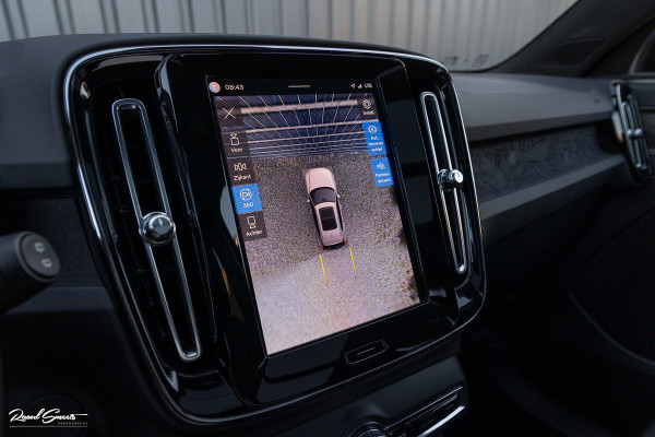 Volvo XC40 Recharge Ultimate 70 kWh | Panoramadak | Adaptieve cruise | Memory | Blis | Harman Kardon |
