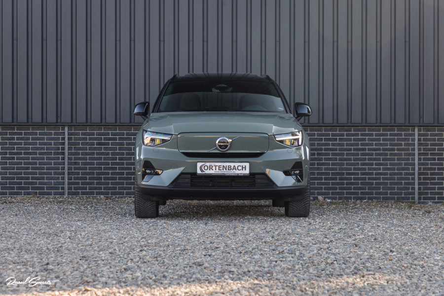 Volvo XC40 Recharge Ultimate 70 kWh | Panoramadak | Adaptieve cruise | Memory | Blis | Harman Kardon |