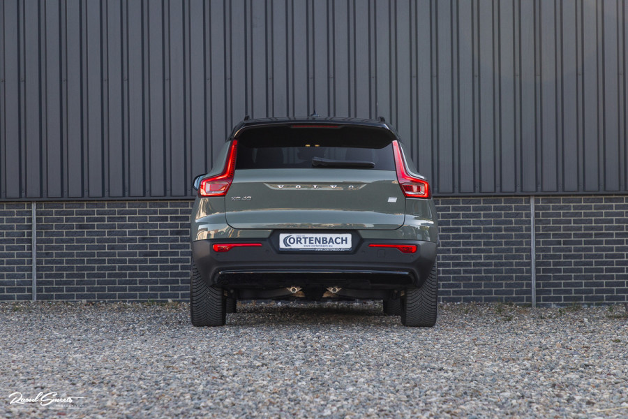 Volvo XC40 Recharge Ultimate 70 kWh | Panoramadak | Adaptieve cruise | Memory | Blis | Harman Kardon |