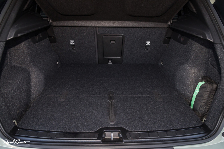 Volvo XC40 Recharge Ultimate 70 kWh | Panoramadak | Adaptieve cruise | Memory | Blis | Harman Kardon |