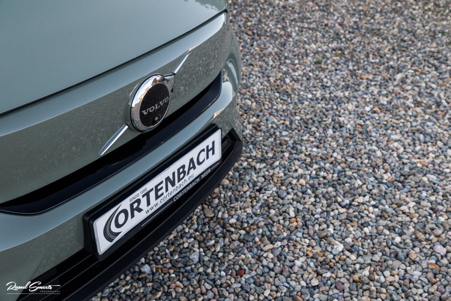 Volvo XC40 Recharge Ultimate 70 kWh | Panoramadak | Adaptieve cruise | Memory | Blis | Harman Kardon |