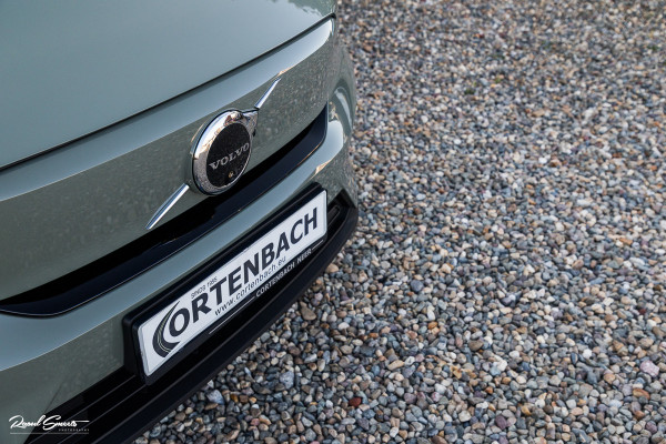 Volvo XC40 Recharge Ultimate 70 kWh | Panoramadak | Adaptieve cruise | Memory | Blis | Harman Kardon |