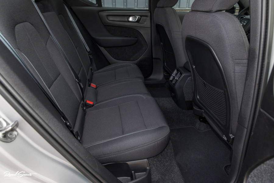 Volvo XC40 Recharge Ultimate 70 kWh | Panoramadak | Harman Kardon | Adaptieve cruise | Memory | Blis |