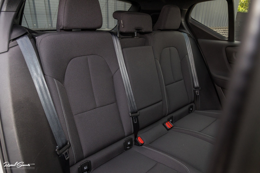 Volvo XC40 Recharge Ultimate 70 kWh | Panoramadak | Harman Kardon | Adaptieve cruise | Memory | Blis |