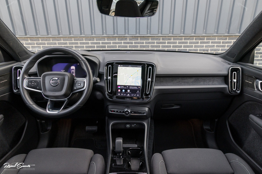 Volvo XC40 Recharge Ultimate 70 kWh | Panoramadak | Harman Kardon | Adaptieve cruise | Memory | Blis |