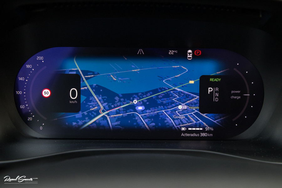 Volvo XC40 Recharge Ultimate 70 kWh | Panoramadak | Harman Kardon | Adaptieve cruise | Memory | Blis |