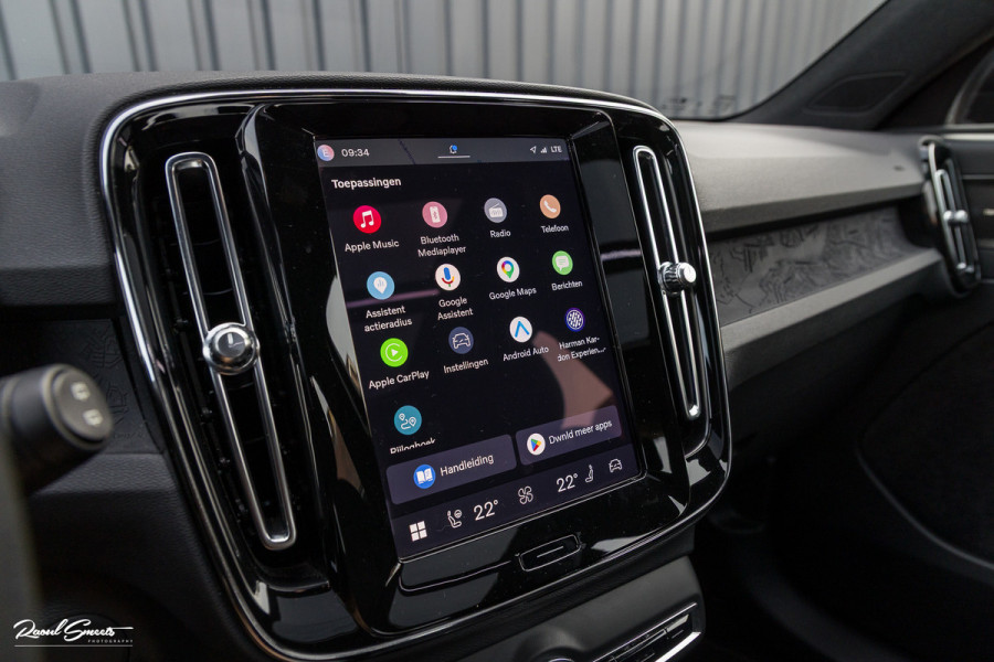 Volvo XC40 Recharge Ultimate 70 kWh | Panoramadak | Harman Kardon | Adaptieve cruise | Memory | Blis |