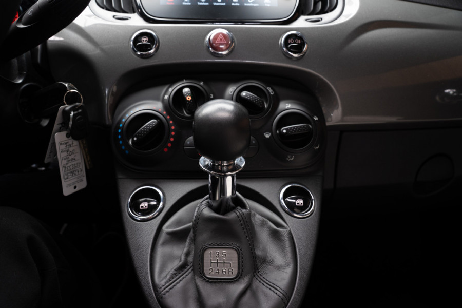 Fiat 500C 1.0 Hybrid Dolcevita Navi Leer Cruise PDC Carplay Zwarte binnenhemel LM velgen