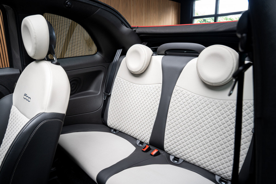 Fiat 500C 1.0 Hybrid Dolcevita Navi Leer Cruise PDC Carplay Zwarte binnenhemel LM velgen