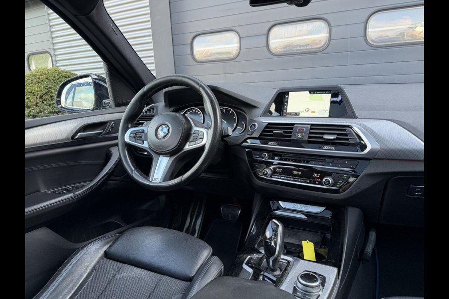 BMW X3 sDrive18d Executive Edition TURBO NOT GOOD M-Sport | Panoramadak | DAB | Parkeersensoren | Elektrische Achterklep |
