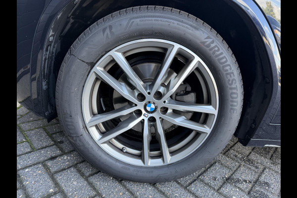BMW X3 sDrive18d Executive Edition TURBO NOT GOOD M-Sport | Panoramadak | DAB | Parkeersensoren | Elektrische Achterklep |