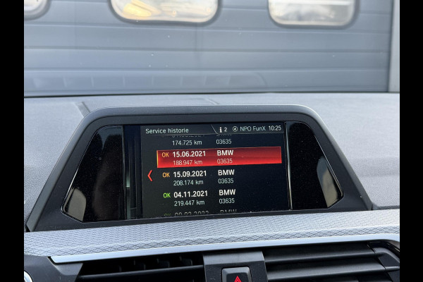 BMW X3 sDrive18d Executive Edition TURBO NOT GOOD M-Sport | Panoramadak | DAB | Parkeersensoren | Elektrische Achterklep |
