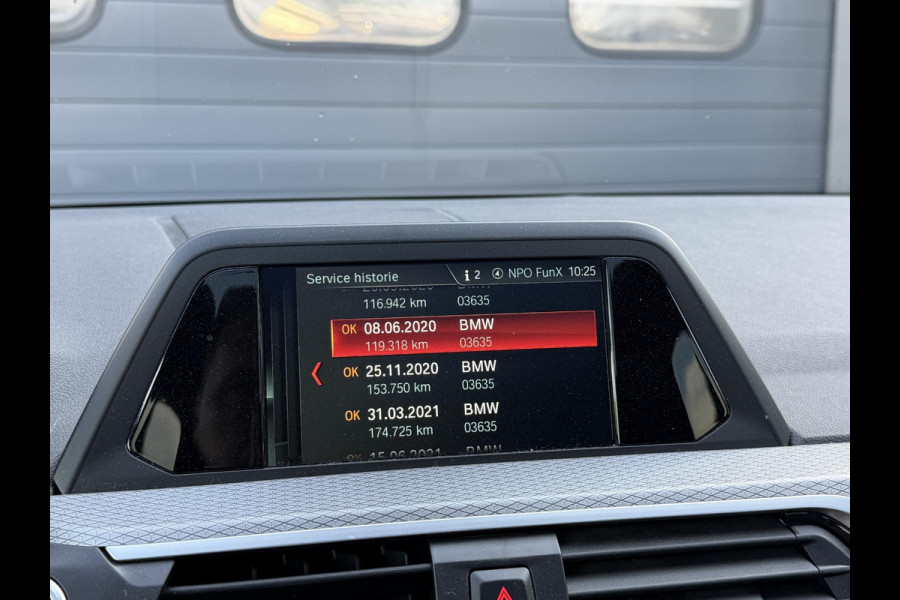 BMW X3 sDrive18d Executive Edition TURBO NOT GOOD M-Sport | Panoramadak | DAB | Parkeersensoren | Elektrische Achterklep |