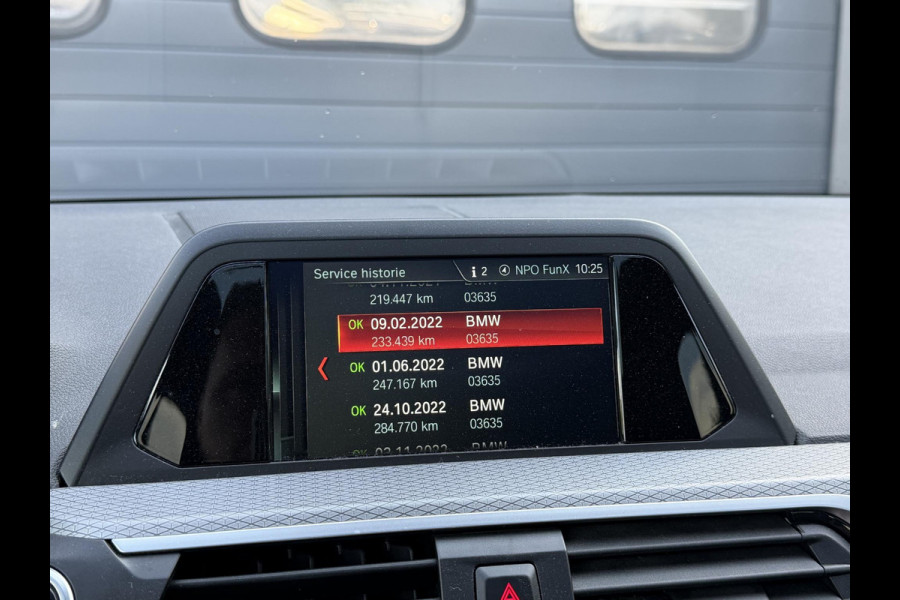 BMW X3 sDrive18d Executive Edition TURBO NOT GOOD M-Sport | Panoramadak | DAB | Parkeersensoren | Elektrische Achterklep |