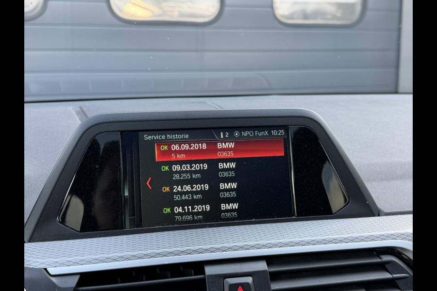 BMW X3 sDrive18d Executive Edition TURBO NOT GOOD M-Sport | Panoramadak | DAB | Parkeersensoren | Elektrische Achterklep |