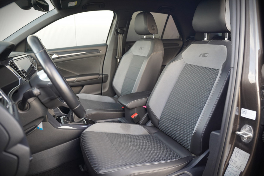 Volkswagen T-Roc 1.5 TSI Sport Business R | R-Line | Adaptive Cruise Control | Navigatie | LED | Apple Carplay | Parkeersensoren | Climate Control | DAB | Digitale Tellers |