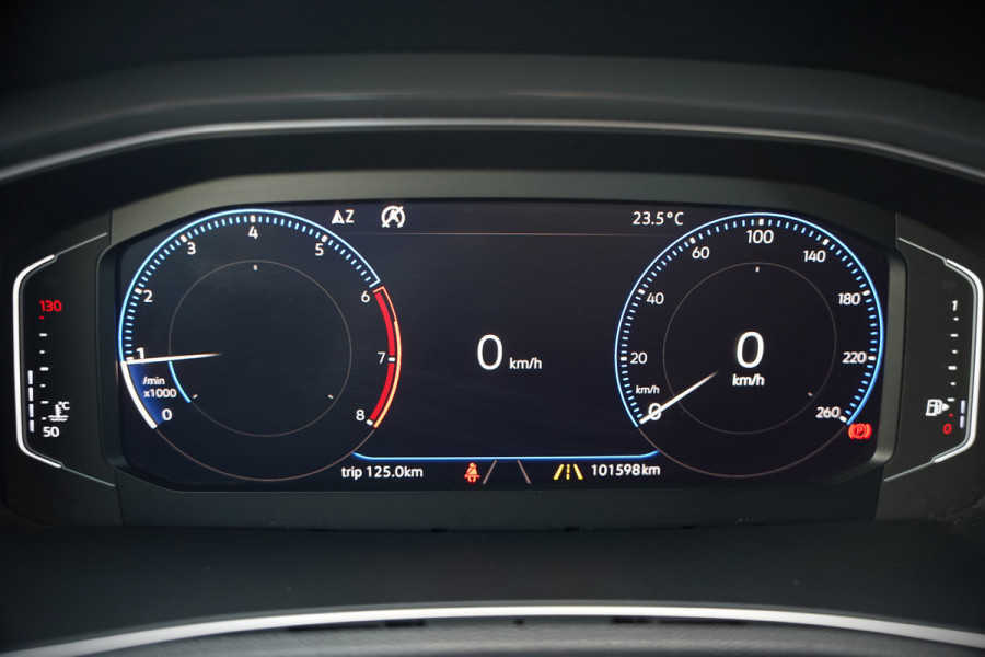 Volkswagen T-Roc 1.5 TSI Sport Business R | R-Line | Adaptive Cruise Control | Navigatie | LED | Apple Carplay | Parkeersensoren | Climate Control | DAB | Digitale Tellers |
