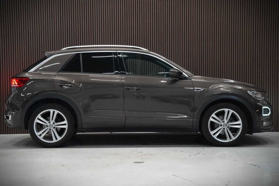 Volkswagen T-Roc 1.5 TSI Sport Business R | R-Line | Adaptive Cruise Control | Navigatie | LED | Apple Carplay | Parkeersensoren | Climate Control | DAB | Digitale Tellers |