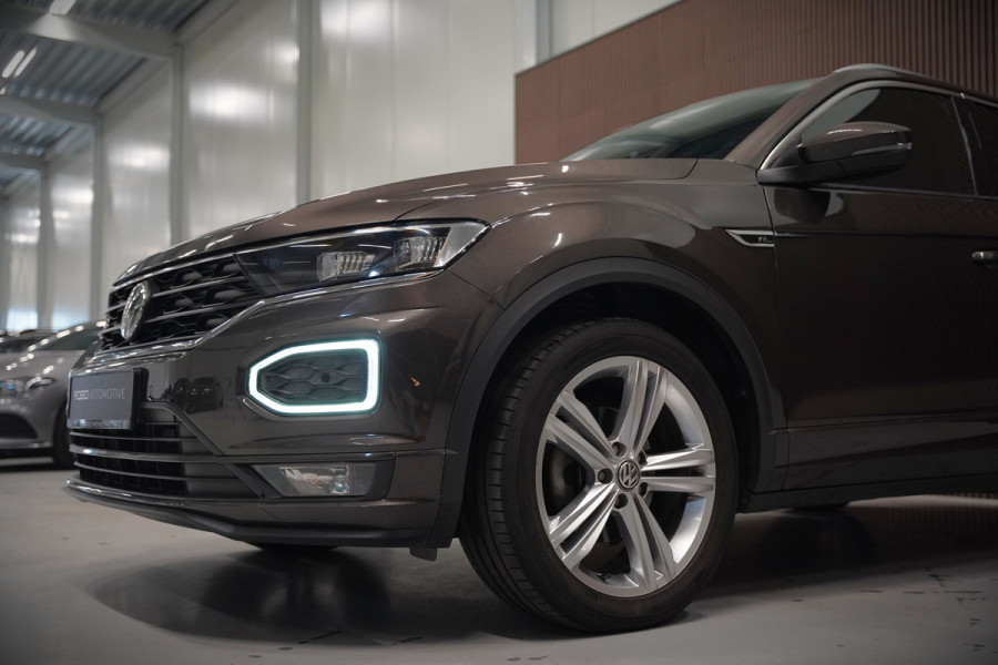Volkswagen T-Roc 1.5 TSI Sport Business R | R-Line | Adaptive Cruise Control | Navigatie | LED | Apple Carplay | Parkeersensoren | Climate Control | DAB | Digitale Tellers |