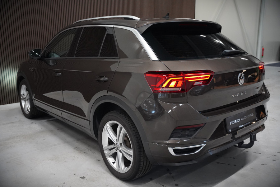 Volkswagen T-Roc 1.5 TSI Sport Business R | R-Line | Adaptive Cruise Control | Navigatie | LED | Apple Carplay | Parkeersensoren | Climate Control | DAB | Digitale Tellers |