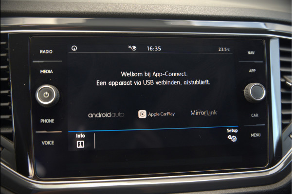 Volkswagen T-Roc 1.5 TSI Sport Business R | R-Line | Adaptive Cruise Control | Navigatie | LED | Apple Carplay | Parkeersensoren | Climate Control | DAB | Digitale Tellers |